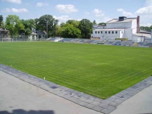 Stadion Metallurh, Dniprodzerzhins'k