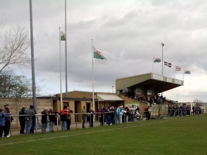 Ground Cae-y-Castell