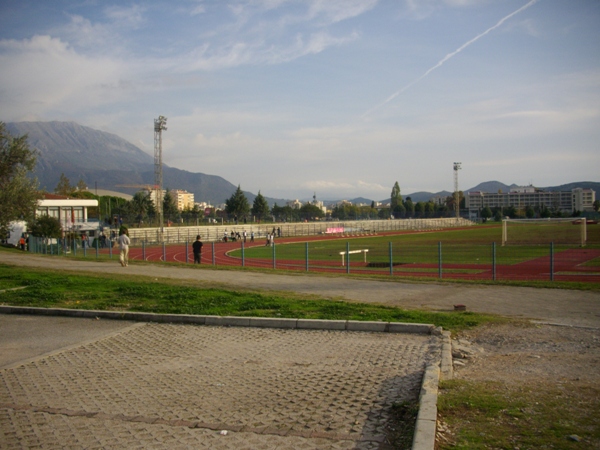 Stadion SRC Topolica, Bar