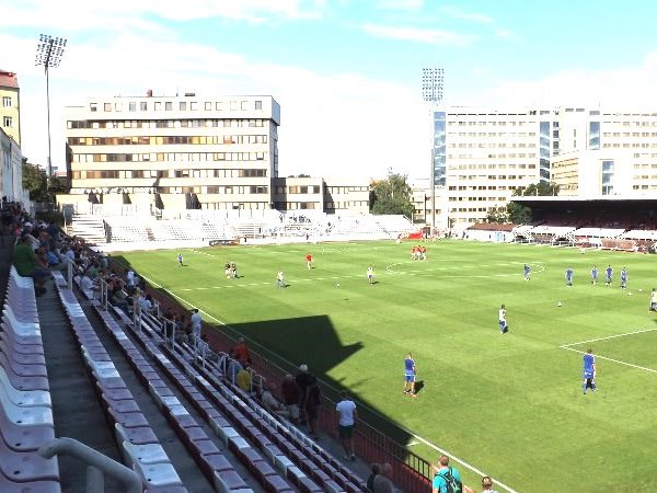 eFotbal aréna, Praha