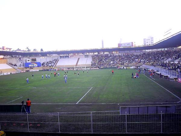 Estádio Heriberto Hülse, Criciúma, Santa Catarina