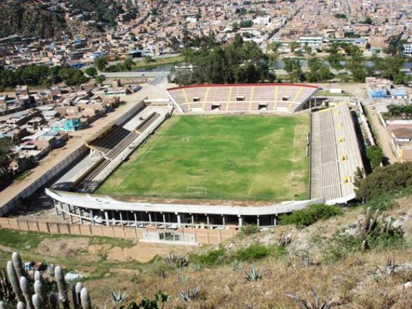 Estadio Heraclio Tapia León, Huánuco