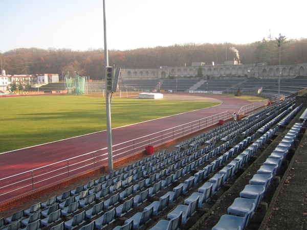 Stadion SOSiR, Słubice