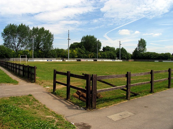 Waterside Park, Thatcham, Berkshire
