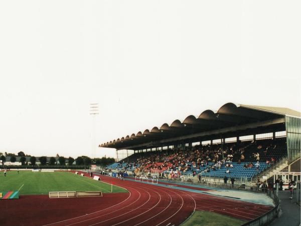 Kæmpernes Arena, Hvidovre
