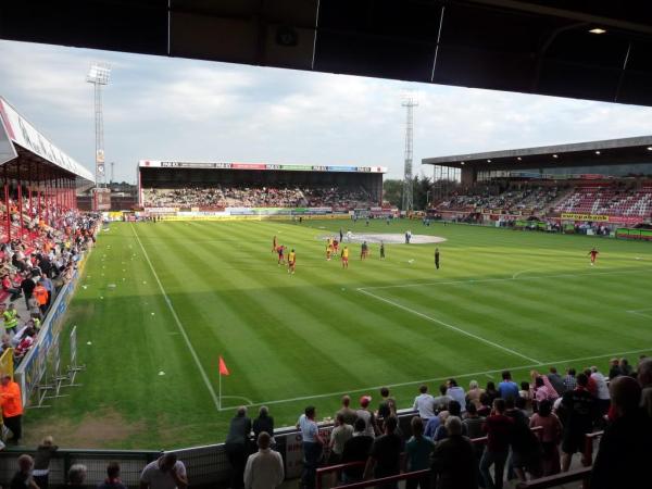 Guldensporenstadion, Kortrijk